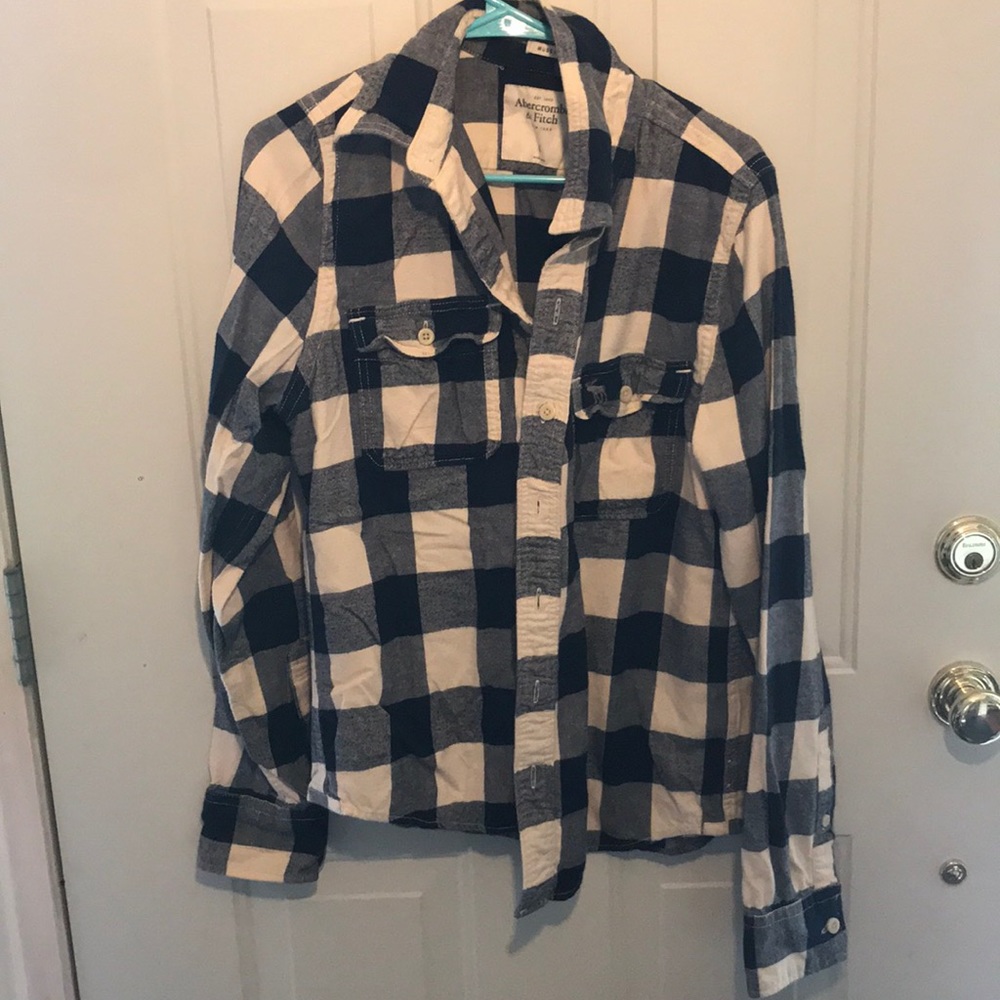 Checkered flannel🌟